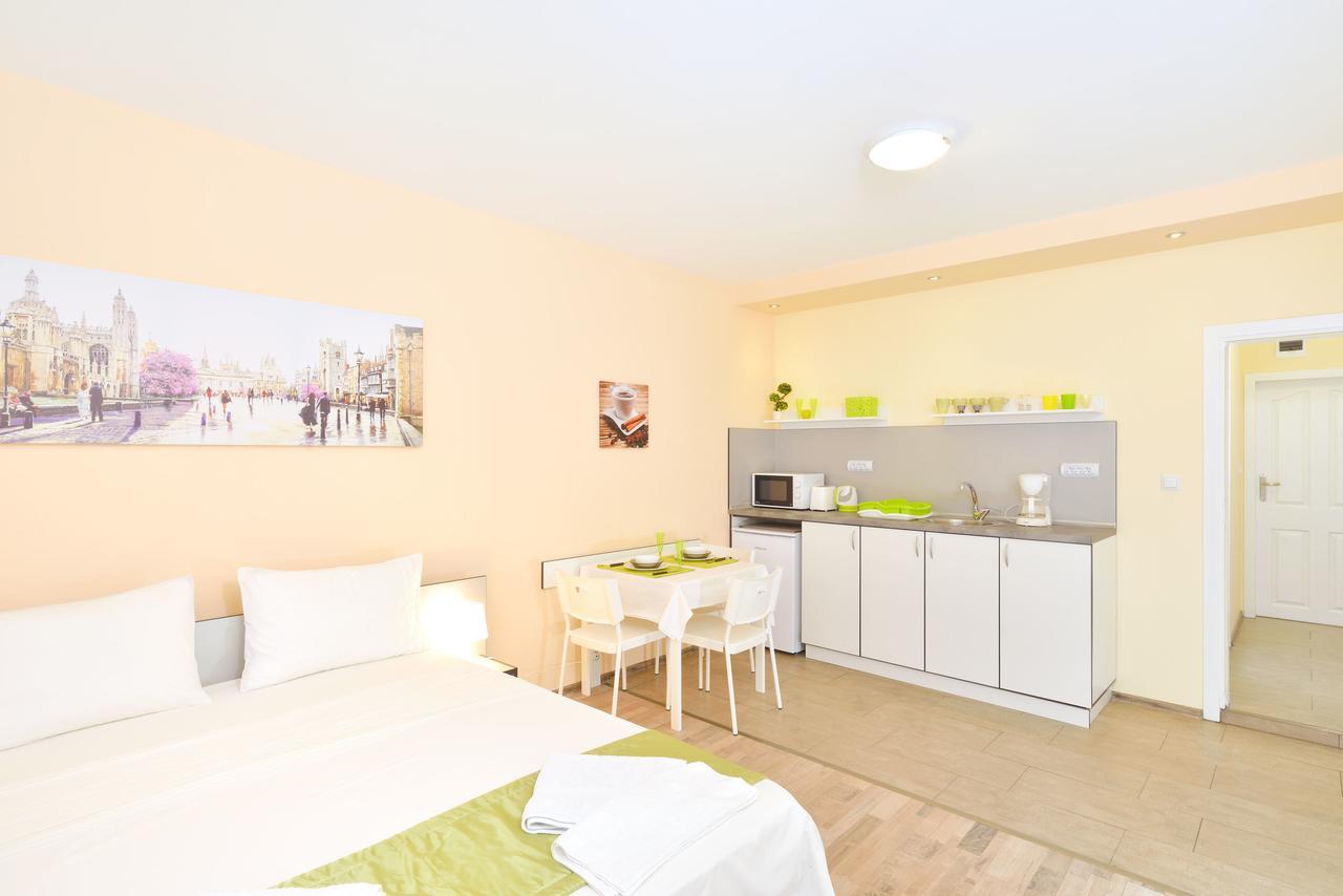 Central studio 1 Burgas Esterno foto